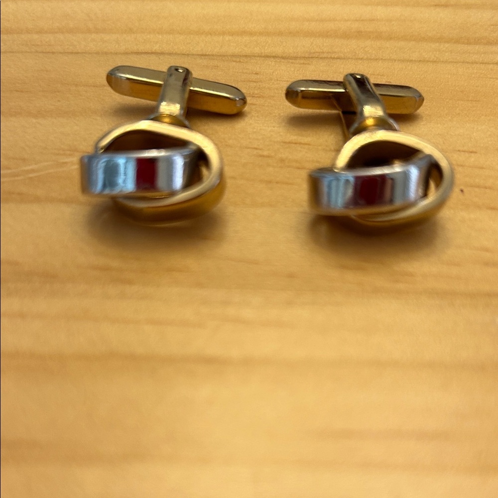 Vintage Silvertone and Goldtone Knot Cuff Links